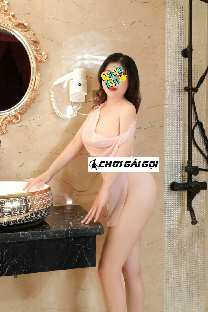 Cam Vy Gai Goi Quan 7 8211 Hang Dam Nhiet