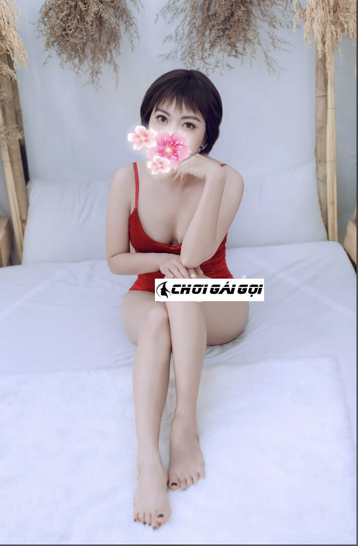 MINH THU Gai Goi Quan 2 8211 Thieu nu