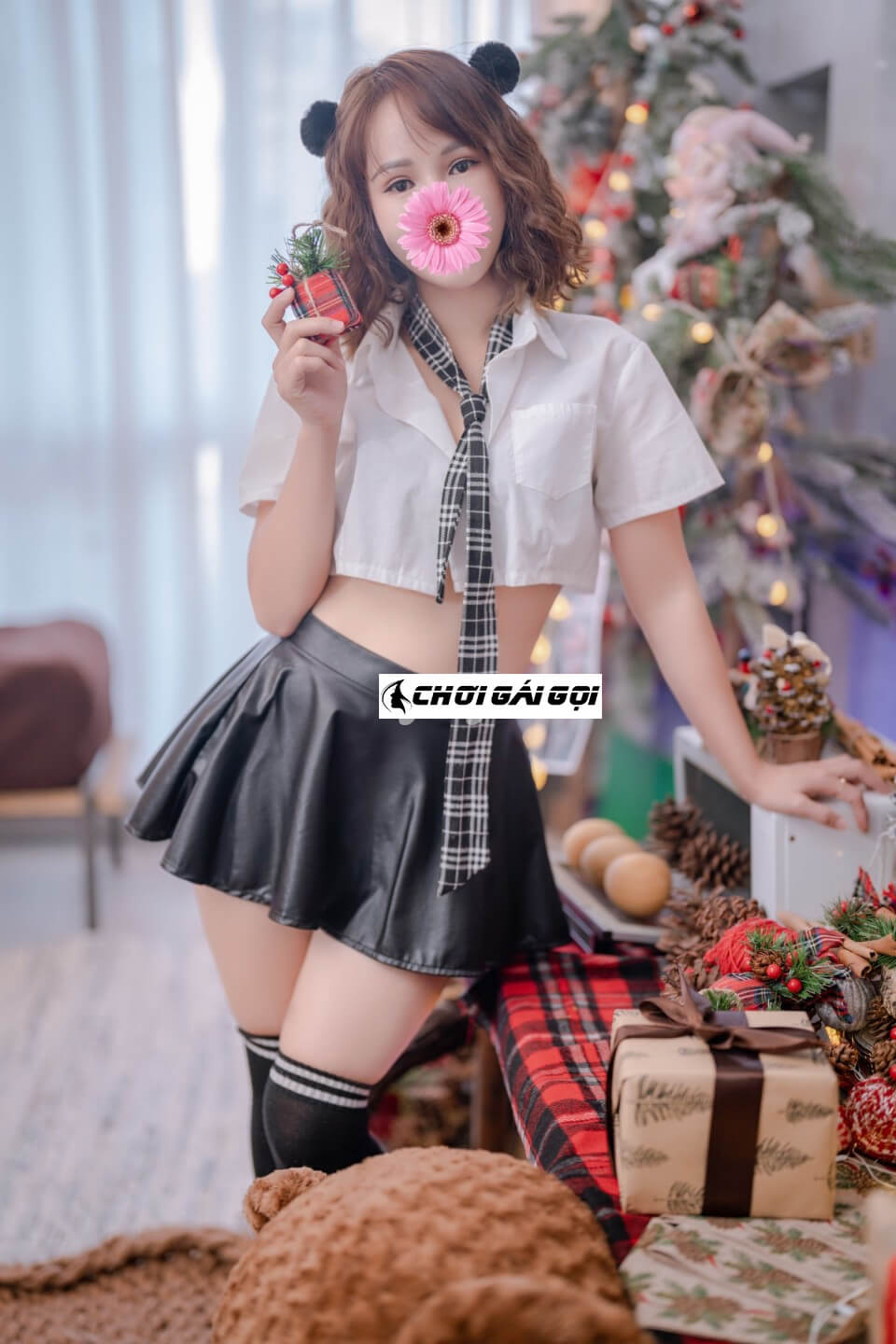 NGOC HUYEN GAI GOI PHU NHUAN 8211 DE THUONG XINH