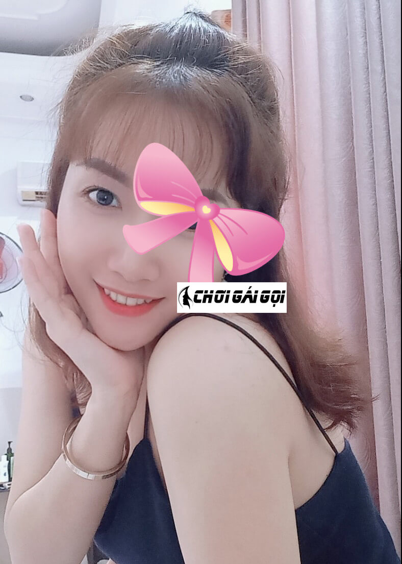 Tieu Huyen Gai Goi Quan 11 8211 Dam Nu